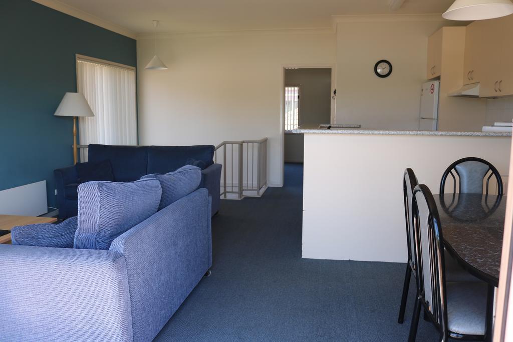 Beaches Apartments Merimbula Szoba fotó